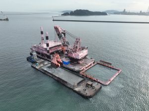 令和7年度苅田港（新松山地区）泊地（-12ｍ）浚渫工事【国土交通省】（令和7年度）