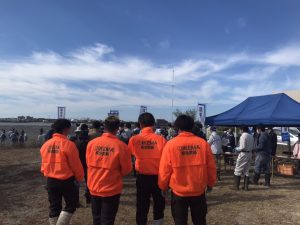 九電商友会主催　アオサ清掃活動