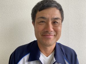 角　精一